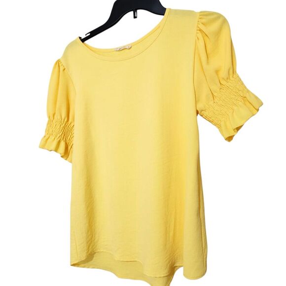 Les Amis Top For Women Size Small Yellow Relax Fit Short Sleeve Lightweight - Picture 2 of 10